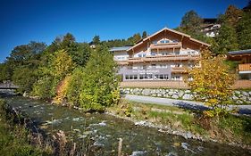 Am Zwölferkogel Appartements